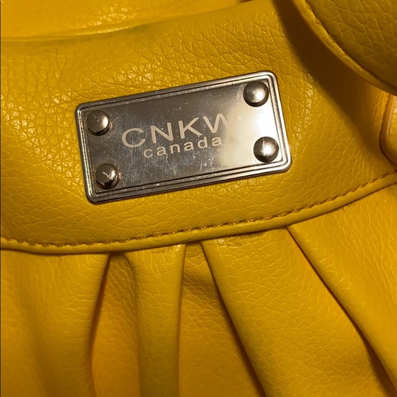 CNKW handbag - Picture 2 of 3